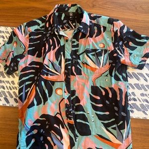 Volcom tropical button down: Youth large